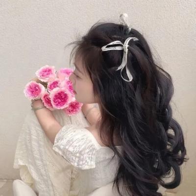 摆摊后，全城大哥都来给我打下手