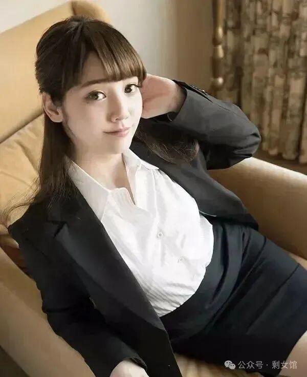 海报